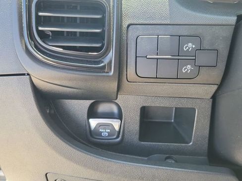 Used 2025 RAM ProMaster 2500 image 24