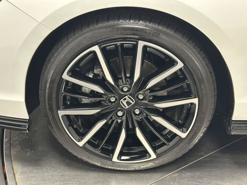 Certified 2025 Honda Accord Touring image 18