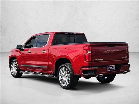 Used 2025 Chevrolet Silverado 1500 High Country w/ High Country Premium Package image 8