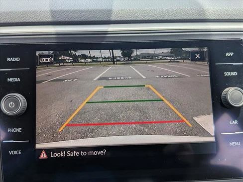 Used 2021 Volkswagen Atlas SE FWD image 9