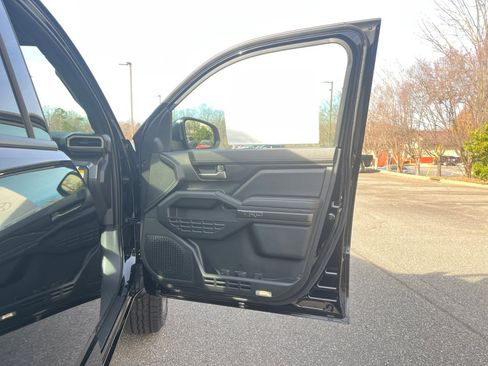 Certified 2026 Toyota Tacoma TRD Off-Road w/ TRD Off Road Upgrade Package image 29