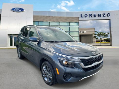 Used 2021 Kia Seltos S FWD image 3