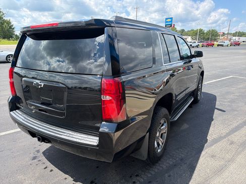 Used 2018 Chevrolet Tahoe LS w/ Enhanced Driver Alert Package AWD/4WD image 4