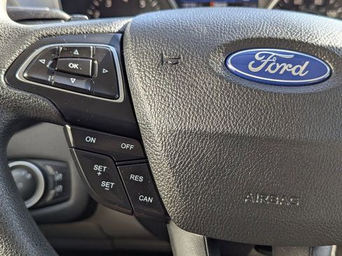 Used 2017 Ford Escape SE FWD image 15