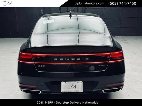 Used 2025 Genesis G90 3.5T AWD/4WD image 5