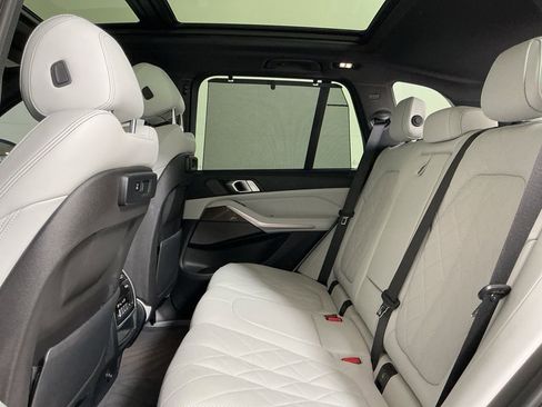 Certified 2023 BMW X5 sDrive40i w/ Executive Package image 26