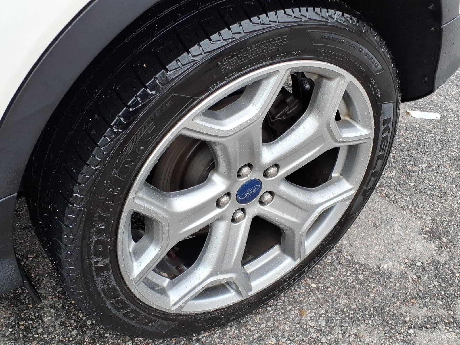 Used 2017 Ford Escape Titanium AWD/4WD image 13