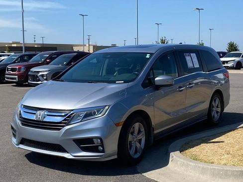 Used 2019 Honda Odyssey EX-L image 3