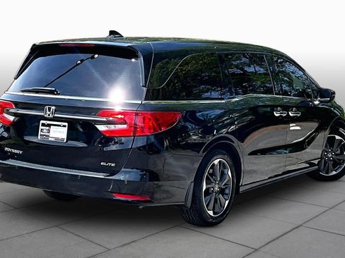 Used 2023 Honda Odyssey Elite image 13