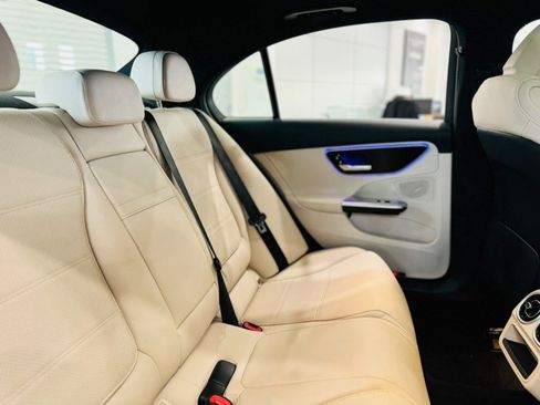 Used 2023 Mercedes-Benz C 300 4MATIC Sedan image 23