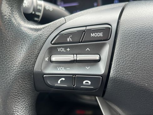 Used 2019 Hyundai Kona SE AWD/4WD image 16