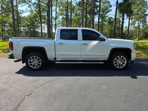Used 2018 GMC Sierra 1500 Denali AWD/4WD image 6