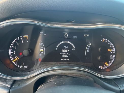 Used 2022 Jeep Grand Cherokee Limited image 21