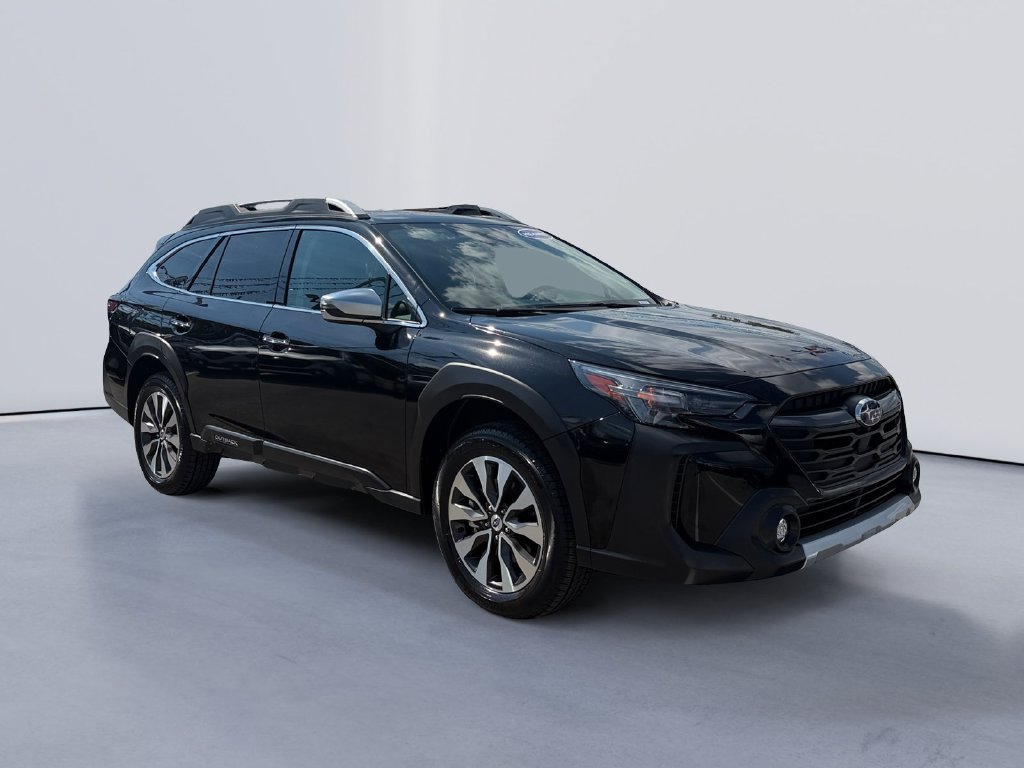 Certified 2025 Subaru Outback Touring w/ Tech Package 2 AWD/4WD image 1