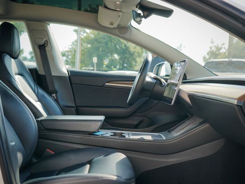 Used 2022 Tesla Model 3 Long Range AWD/4WD image 8
