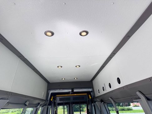 Used 2012 Ford E-350 and Econoline 350 XL w/ PWR Windows & Locks Group RWD image 15