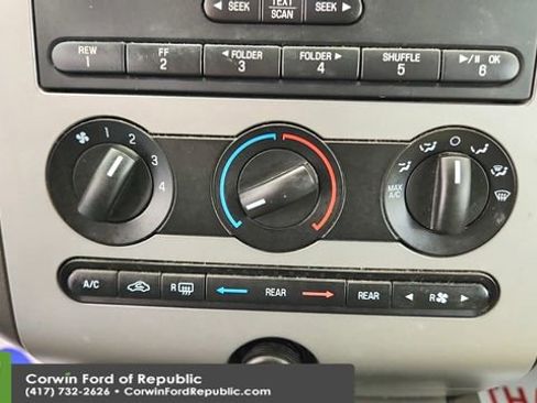 Used 2014 Ford Expedition XLT AWD/4WD image 16