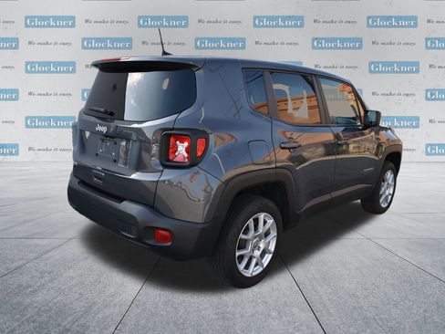 Used 2023 Jeep Renegade Latitude AWD/4WD image 6