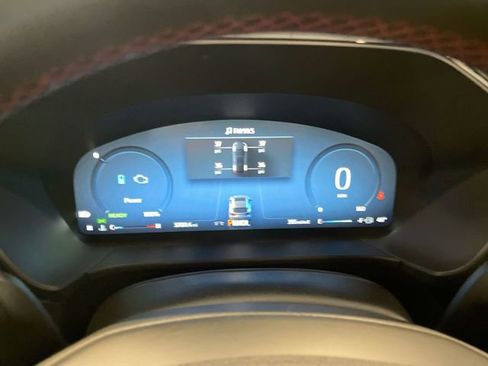 Used 2023 Ford Escape ST-Line Elite w/ Class II Trailer Tow Package image 22