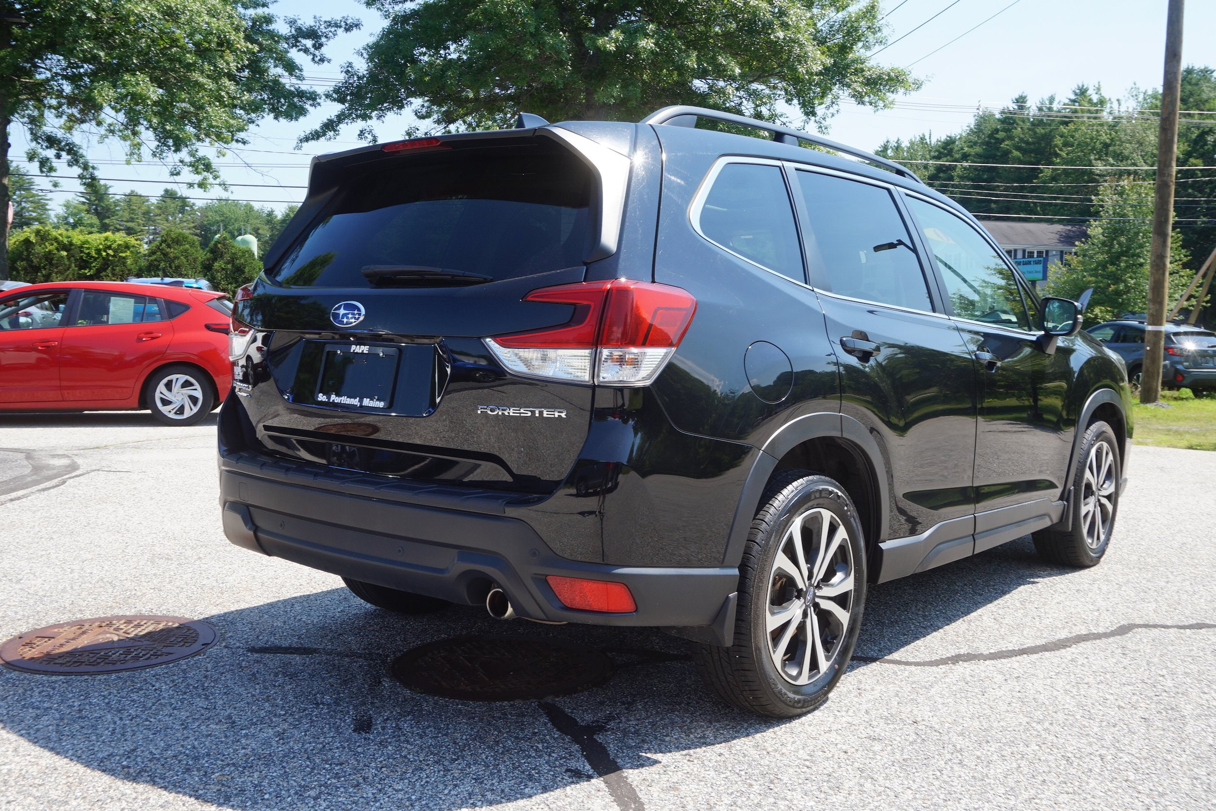 Used 2020 Subaru Forester Limited AWD/4WD image 5