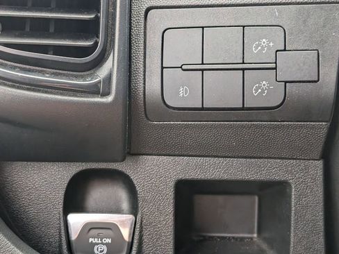 Used 2024 RAM ProMaster 2500 w/ Convenience Group image 23