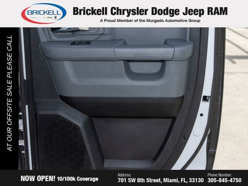 Used 2018 RAM 1500 Classic SLT image 12