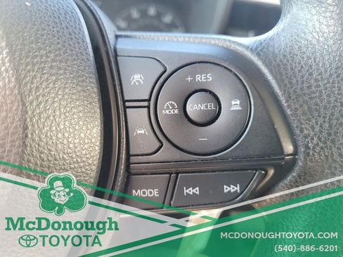 Certified 2023 Toyota Corolla LE image 18