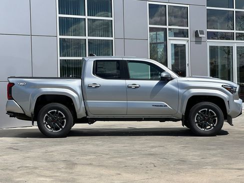 New 2026 Toyota Tacoma TRD Sport AWD/4WD image 3