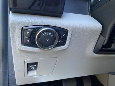 Used 2017 Ford F150 XL w/ Equipment Group 101A Mid RWD image 62
