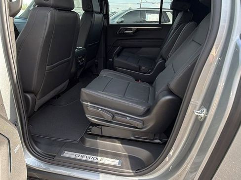 New 2026 Chevrolet Suburban Z71 w/ Comfort Package image 17