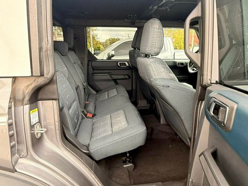 Used 2023 Ford Bronco Heritage Edition image 17