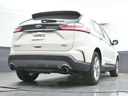 Used 2020 Ford Edge SEL w/ Cold Weather Package FWD image 42