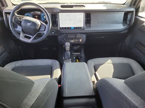 Used 2025 Ford Bronco Big Bend image 11