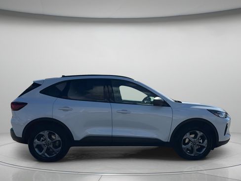New 2026 Ford Escape ST-Line w/ Tech Pack #1 FWD image 36