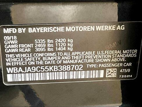 Used 2019 BMW 530e w/ M Sport Package RWD image 32