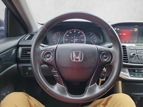 Used 2014 Honda Accord Sport image 20