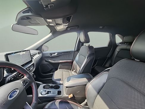 Used 2023 Ford Escape ST-Line AWD/4WD image 26