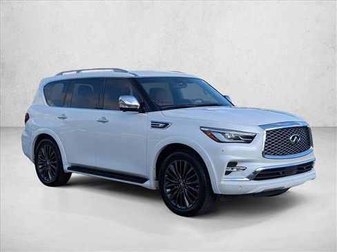 Used 2023 INFINITI QX80 Sensory w/ Cargo Package image 3