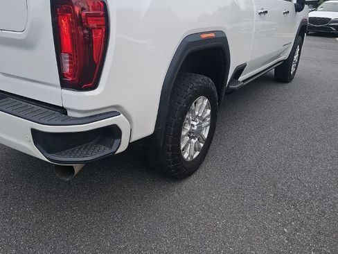 Used 2021 GMC Sierra 2500 Denali w/ Denali Ultimate Package AWD/4WD image 3