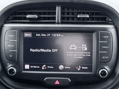 Used 2024 Kia Soul LX w/ Option Group 015 image 17