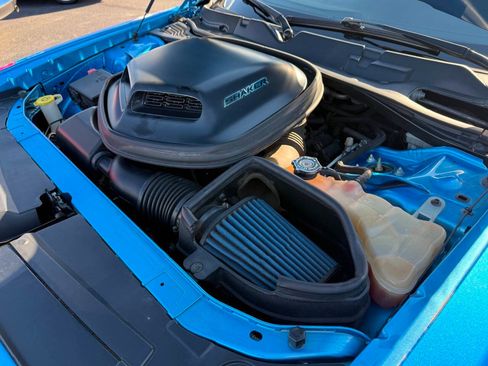 Used 2015 Dodge Challenger R/T Plus image 32