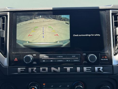 Used 2025 Nissan Frontier SV RWD image 22