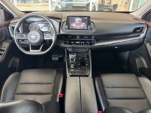 Used 2023 Nissan Rogue SV w/ SV Premium B Package FWD image 25