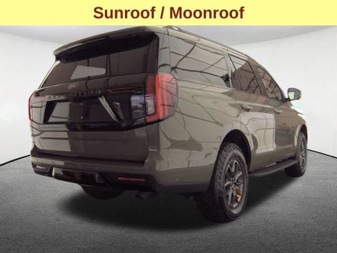 Used 2025 Ford Expedition Tremor AWD/4WD image 5