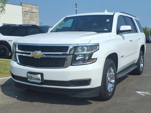 Used 2017 Chevrolet Tahoe LS RWD image 2