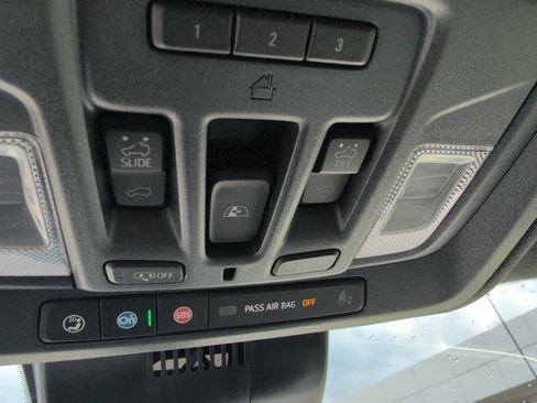 Used 2025 GMC Sierra 1500 AT4X AWD/4WD image 43