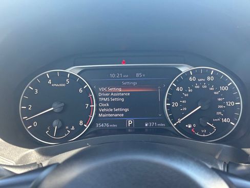 Used 2025 Nissan Altima 2.5 SV FWD image 37