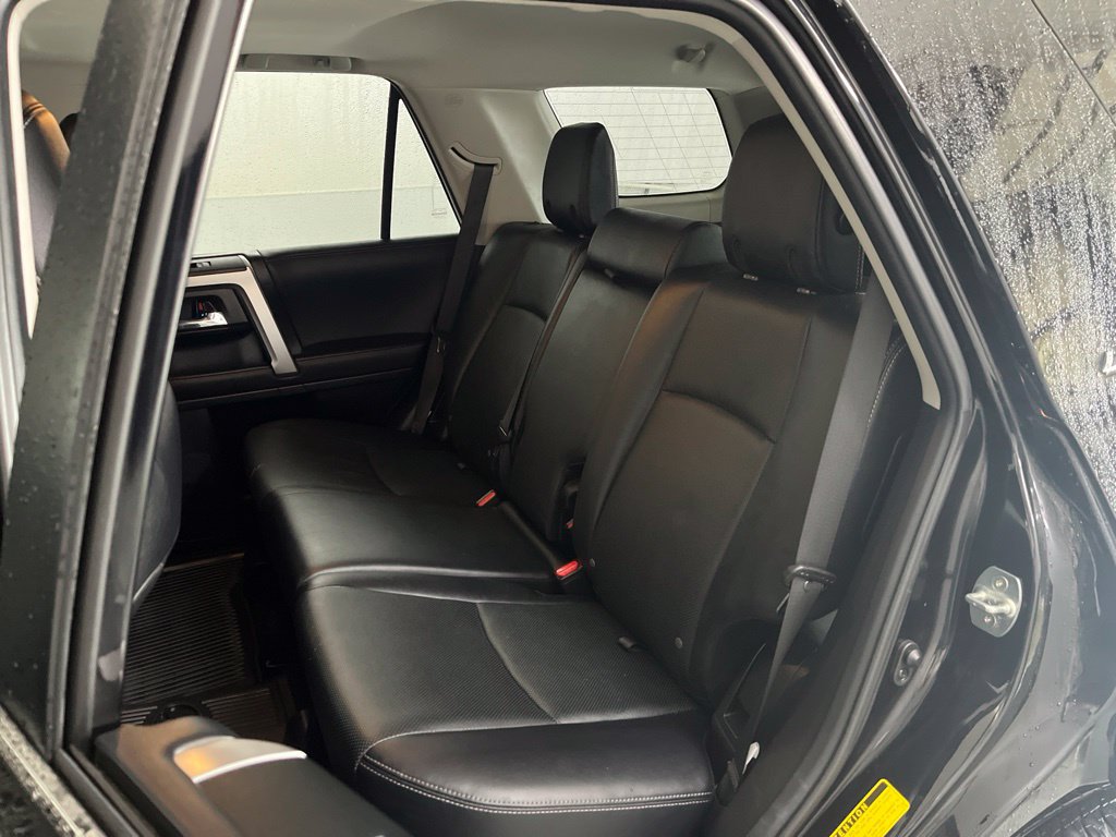 Used 2024 Toyota 4Runner Limited AWD/4WD image 19