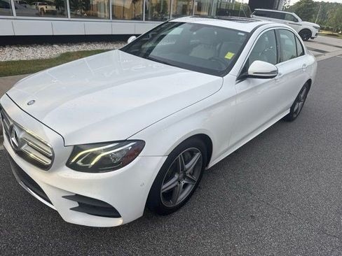 Used 2017 Mercedes-Benz E 300 image 2