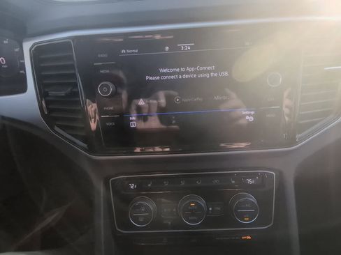 Certified 2023 Volkswagen Atlas SE w/ Panoramic Sunroof Package image 12